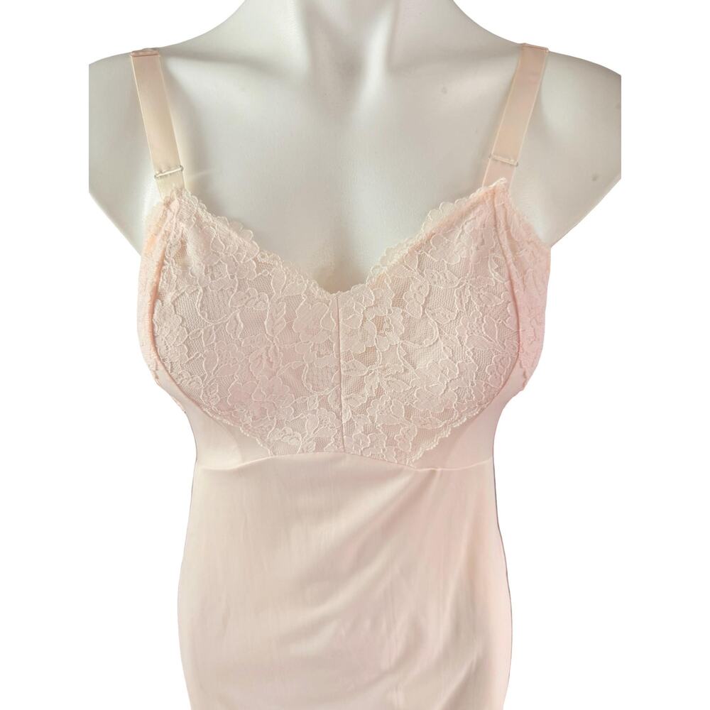 Vintage 1960s Pinehurst Slip | Blush Pink Lace Bodice Keyhole Hem Sz 32 Short - Picture 2 of 12